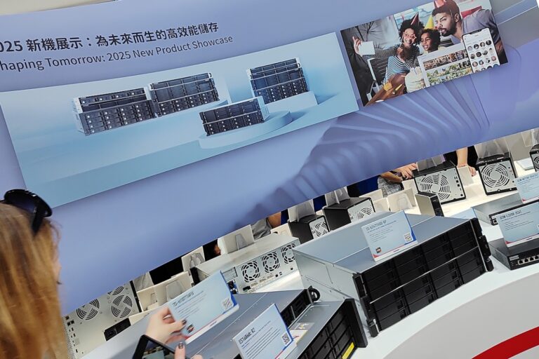 Qnap throws the rest in this computer with an exciting fan of novelties


