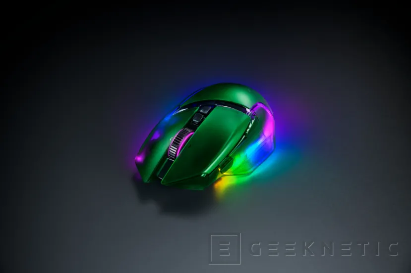 Geeknetic The new Razer Phantom range adds translucent housings and RGB lighting effects to gaming 2 accessories