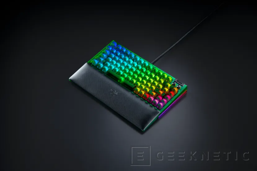 Geeknetic The new Razer Phantom range adds translucent housings and RGB lighting effects to gaming 3 accessories