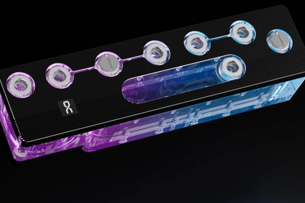 ALPHACOOL launches its Apex plate for the North XL fractal: Custom design, chrome brass and integrated ARGB