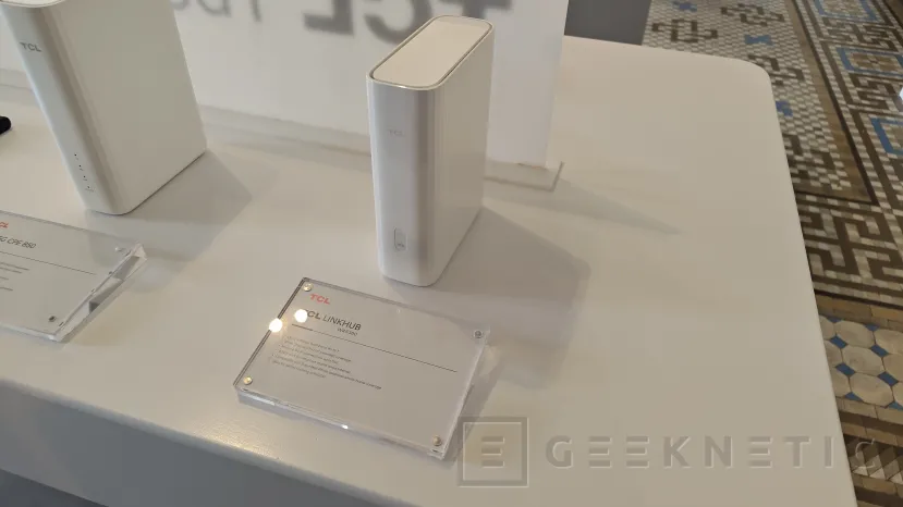 Geeknetic TCL's new networking solutions include 7 WiFi routers and 3 portable 5G models