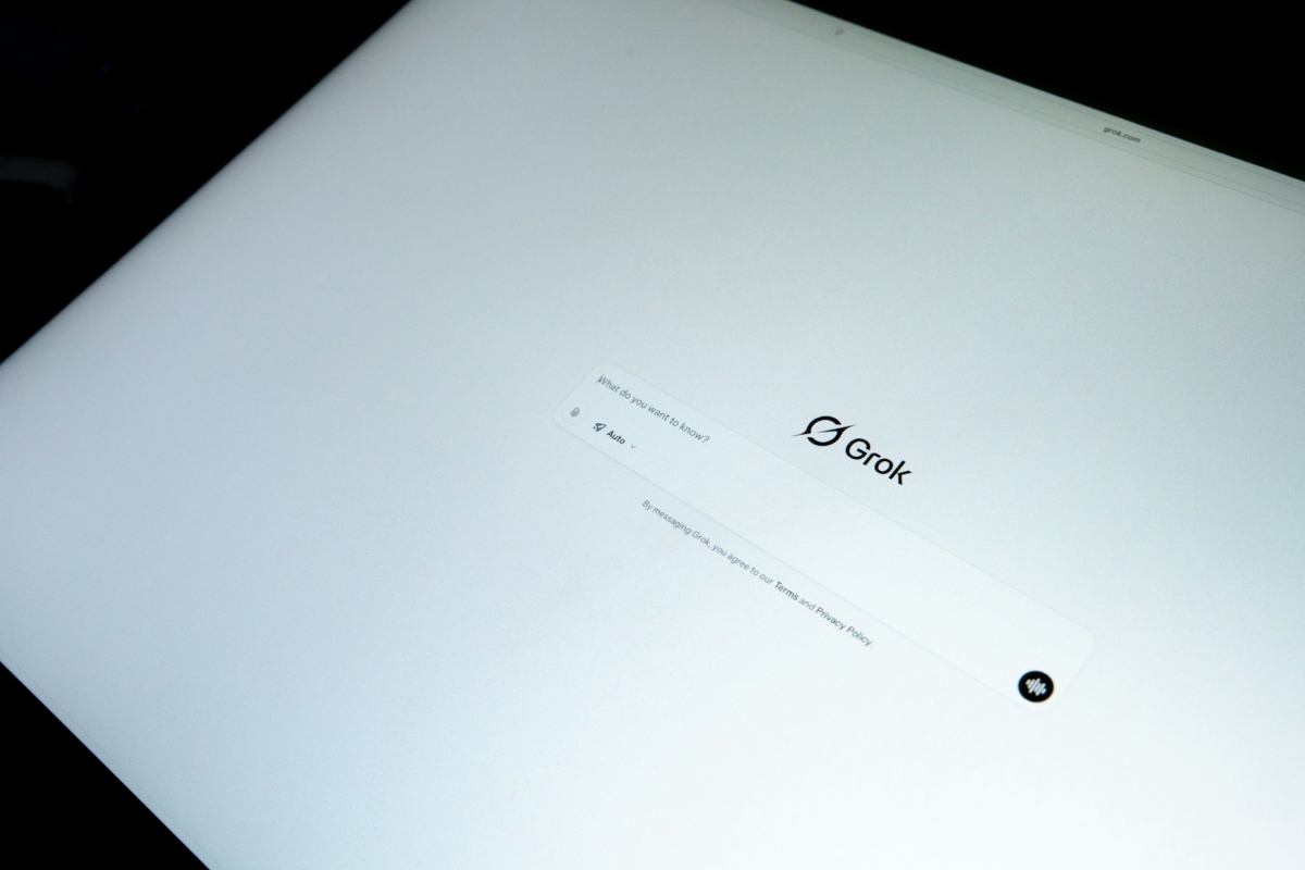 ChatGPT begins using Elon Musk's Grokipedia as a source of information