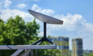 MediaTek and Starlink join forces to bring emergency alerts via satellite to any mobile phone in the world, without terrestrial coverage