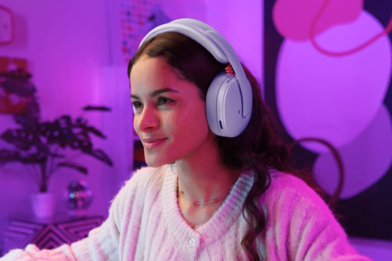 New Logitech G325 LIGHTSPEED headphones, comfort and premium audio with a large battery for 79.99 euros
