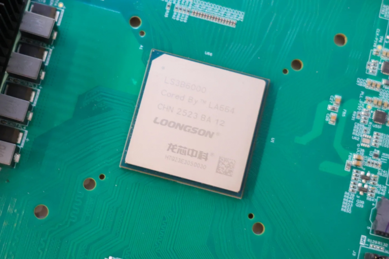 The Chinese Loongson 3B6000 CPU with 12 cores performs 1/3 of the AMD Ryzen 5 9600X
