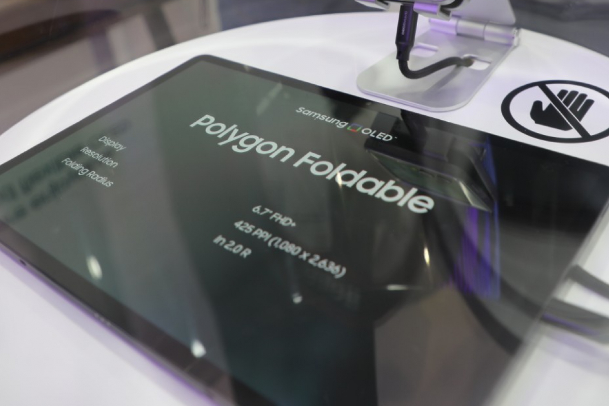 Samsung will exclusively supply the iPhone's foldable OLED screens for 3 years