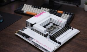a more refined ULTRA-S W and a Z890M ULTRA Z that opts for wireless design