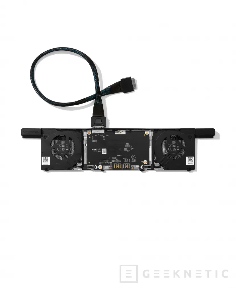 Geeknetic The Framework Laptop 16 can now use external GPUs with PCIe x8 4 connection