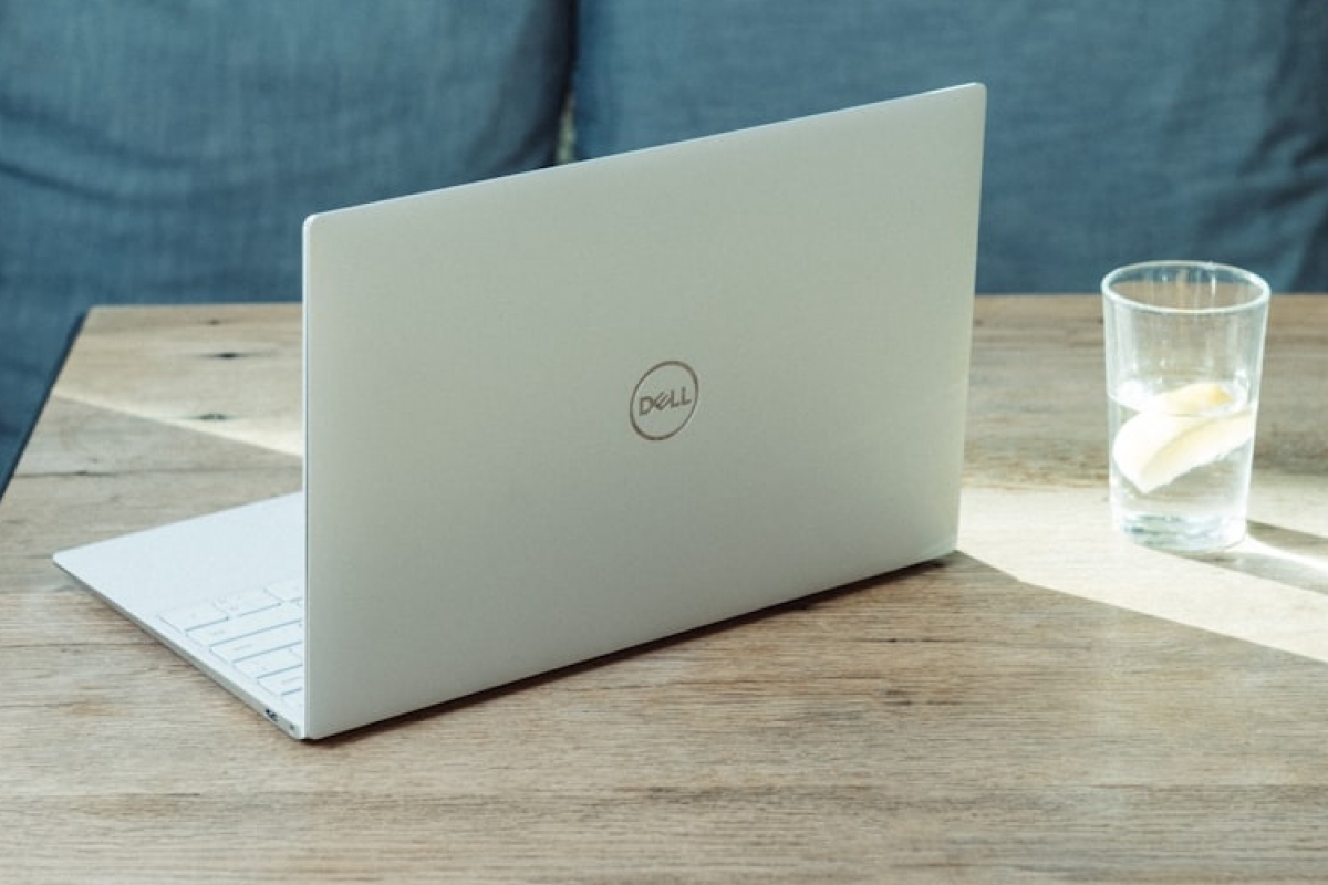 Dell soars its revenue in the first fiscal quarter of 2027 supported by AI servers and maintains focus on business