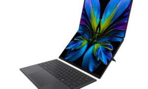 double OLED screen and a price of 3,499 euros