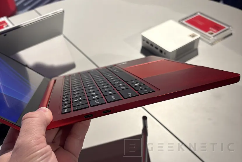 Geeknetic This is the Snapdragon C, the CPUs that will allow 300 Euro laptops 2