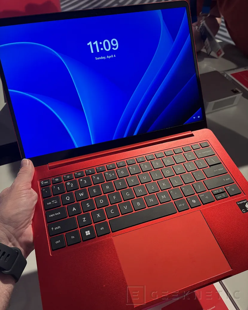 Geeknetic This is the Snapdragon C, the CPUs that will allow 300 Euro laptops 3