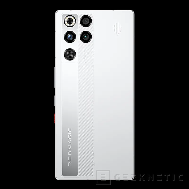 Geeknetic The Redmagic 11S Pro and 11S Pro+ are now official with Snapdragon 8 Elite Gen 5 at 4.74 GHz 3