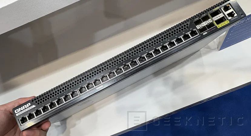 Geeknetic QNAP shows us the QSW-M7230, its most capable switch to date 2