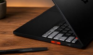The Framework Laptop 13 Pro is delayed due to a failure in the haptic trackpad and another in the screen detected before production