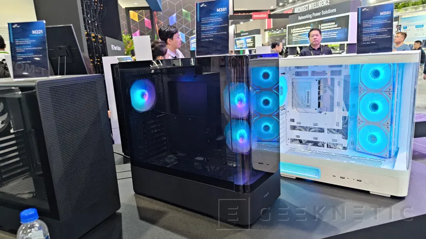 Geeknetic The FSP M381 and M581 combine curved glass, support for a 360 mm radiator and extra functions such as a rear fan with display 2