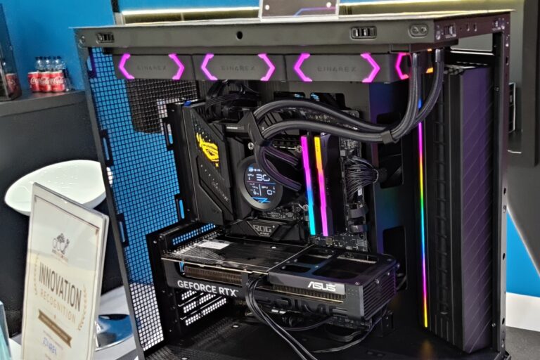 EINAREX presents ORBIT, a new range of AIO liquid cooling with an integrated screen to monitor the PC