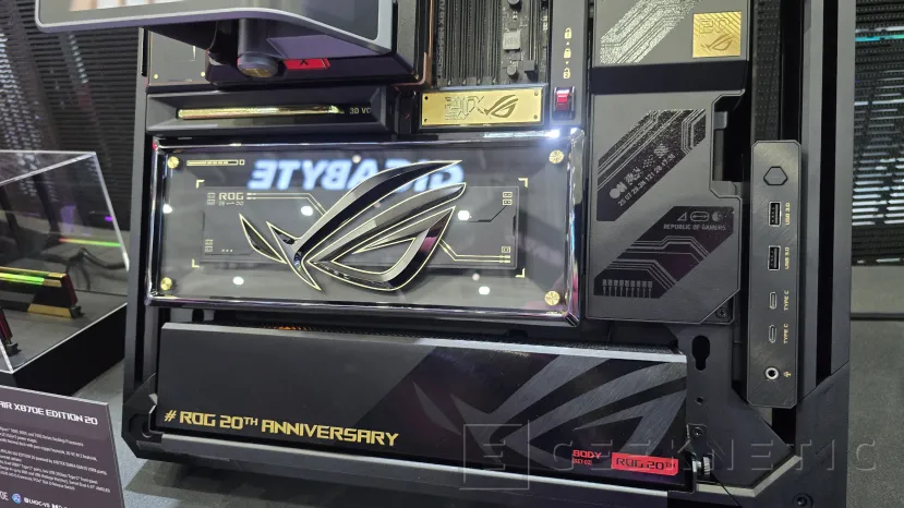 Geeknetic Pure copper heatsinks and a 6.67 AMOLED LCD screen" in the ASUS ROG Crosshair X870E and Ryujin 360 Edition 20 3 combo