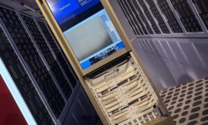 Qualcomm presents Dragonfly, its new brand for data centers, and lets us see the rack at Computex 2026
