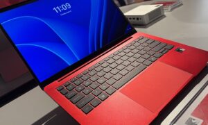 These are the Snapdragon C, the CPUs that will allow 300 Euro laptops