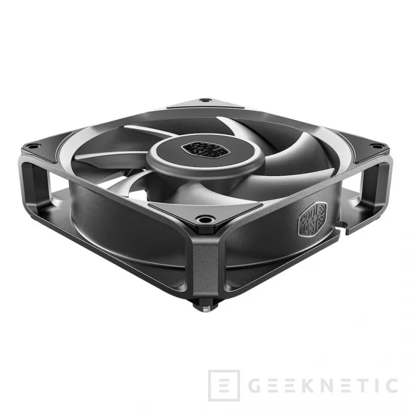 Geeknetic Cooler Master's new fans use cast aluminum blades to avoid deformation at high revolutions 2