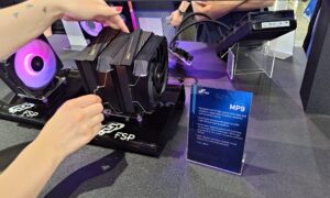 The FSP MP9 comes with a double tower, 6 heatpipes and two 28 and 30 mm fans to reinforce the air cooling range
