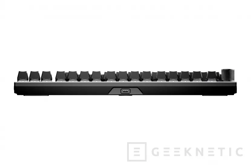 Geeknetic The be quiet keyboard! Light Mount TKL and the Mousepad XL will be available on August 25 for 139.90 and 34.90 euros respectively 3