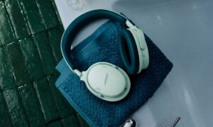 The new Bose QuietComfort Headphones (2nd Gen) inherit the immersive sound of the Ultra range