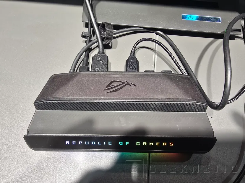 Geeknetic ASUS ROG presents the Bulwark Dock DG310 for the Xbox Ally with HDMI 2.1, 4K at 144 Hz and 8K at 30 Hz 3