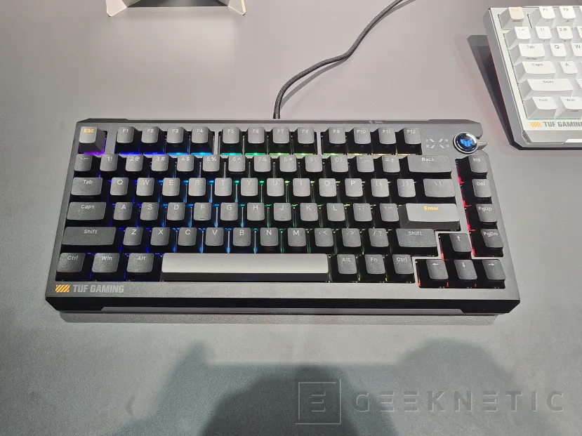 Geeknetic ASUS presents the TUF GAMING K4 MAGNETIC, a gaming keyboard with 8,000 Hz and adjustable actuation distance 4