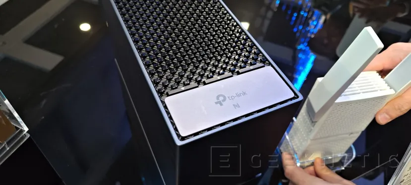 Geeknetic TP-Link details its Wi-Fi 8 Archer 8 Ultra and Deco 8 Ultra devices with 19 Gbps and 10 Gbps ports 3