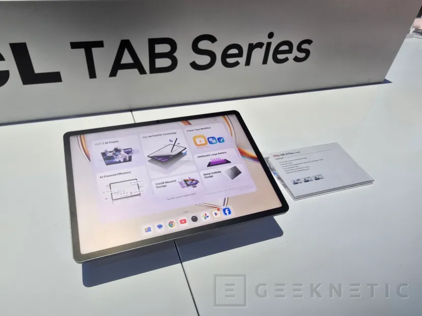 Geeknetic TCL presents the 11 and 12.2-inch A1 and A1 Plus TABs with NXTPAPER screen option ideal for reading 2