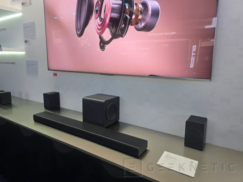 Geeknetic The new TCL Q95K sound bar has an 11.1.4 configuration and up to 1420 W of power 2