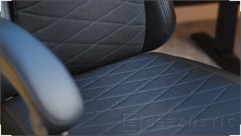 Geeknetic The new Corsair TC80 gaming chair has passed 30 durability tests, now available for 179.90 euros 3