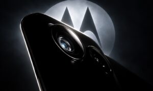 Motorola advances the Signature 27 and points to a new edition with Swarovski crystals