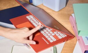 Packard Bell returns to the market with the DotBook and a new range of retro-style Tech-It products