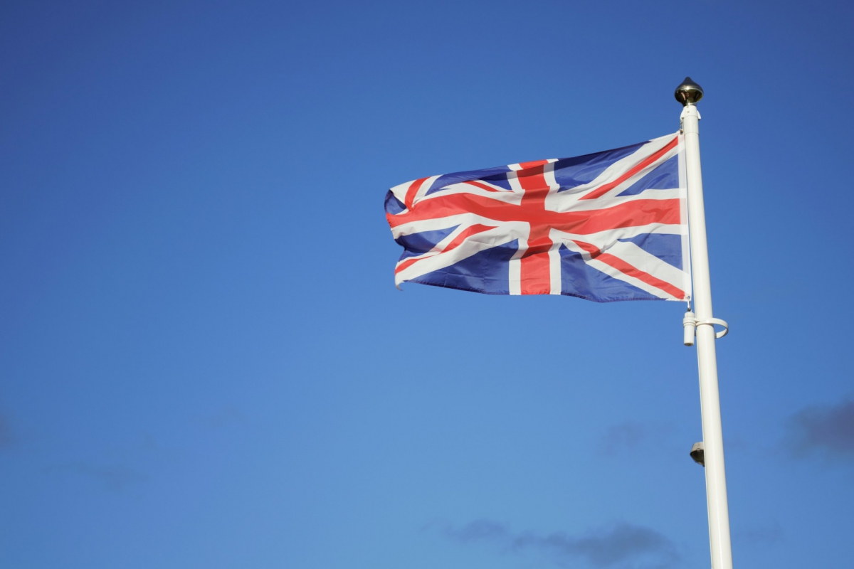 The UK wants a shutdown button to disconnect data centers and AI after incidents caused by autonomous agents