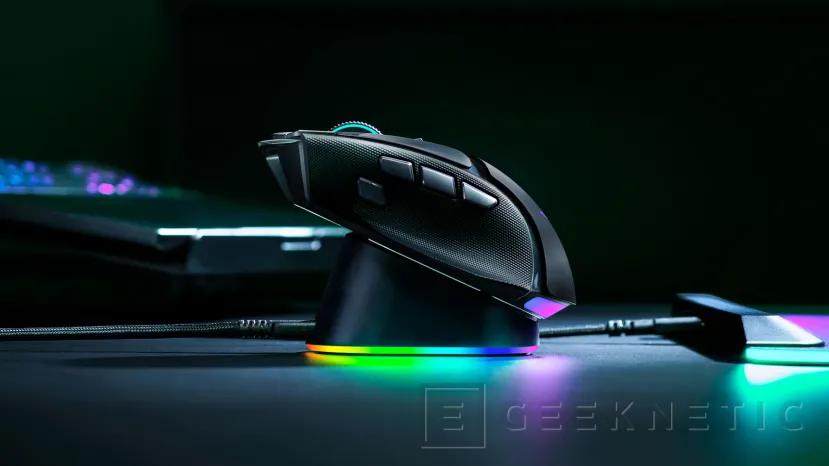 Geeknetic Basilisk V4 Pro and V4 HyperSpeed: Razer updates its ergonomic mice with 8,000 Hz 3