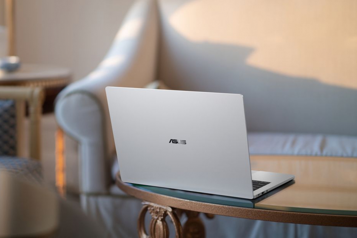 ASUS presents the ExpertBook A7: 3K OLED, Ryzen AI and 1.2 kg weight