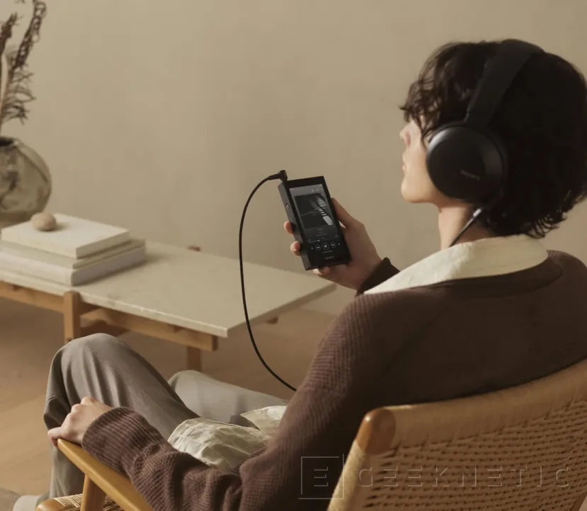 Geeknetic Sony presents three new high-end Walkman: NW-WM1ZM3, NW-WM1AM3 and NW-ZX900 3