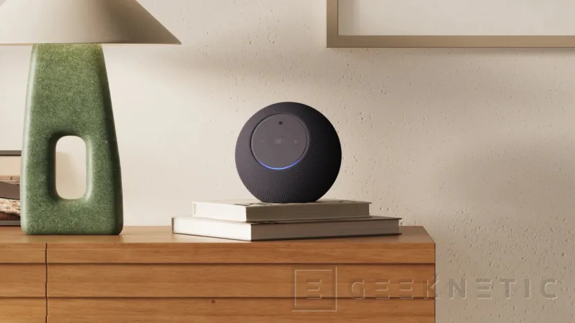 Geeknetic Amazon adds a photo frame and an ultrasound alarm clock to its new Echo 3 range