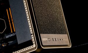 Cooler Master presents the special Gold edition of its MasterFrame 400 Mesh case and the RL MasterLiquid Atmos II Pro