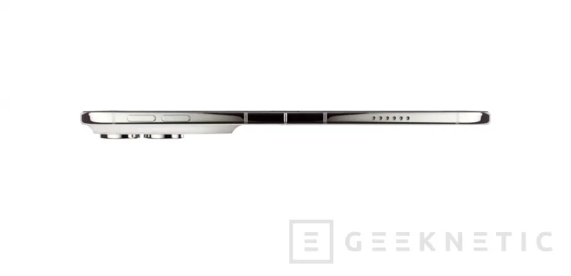 Geeknetic The first reviews of the iPhone Duo agree on the excellent finish, but criticize the lack of adapted apps 2