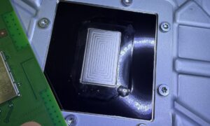 The new PS5 Slim gutted: Sony redesigns the motherboard with CR2032 battery and seals the liquid metal in the style of PS5 Pro